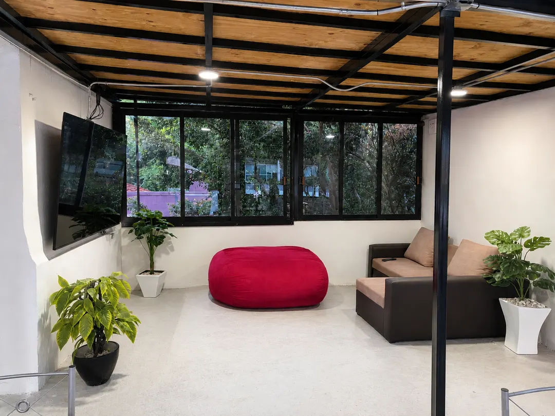 Vibe Living TV & cinema lounge