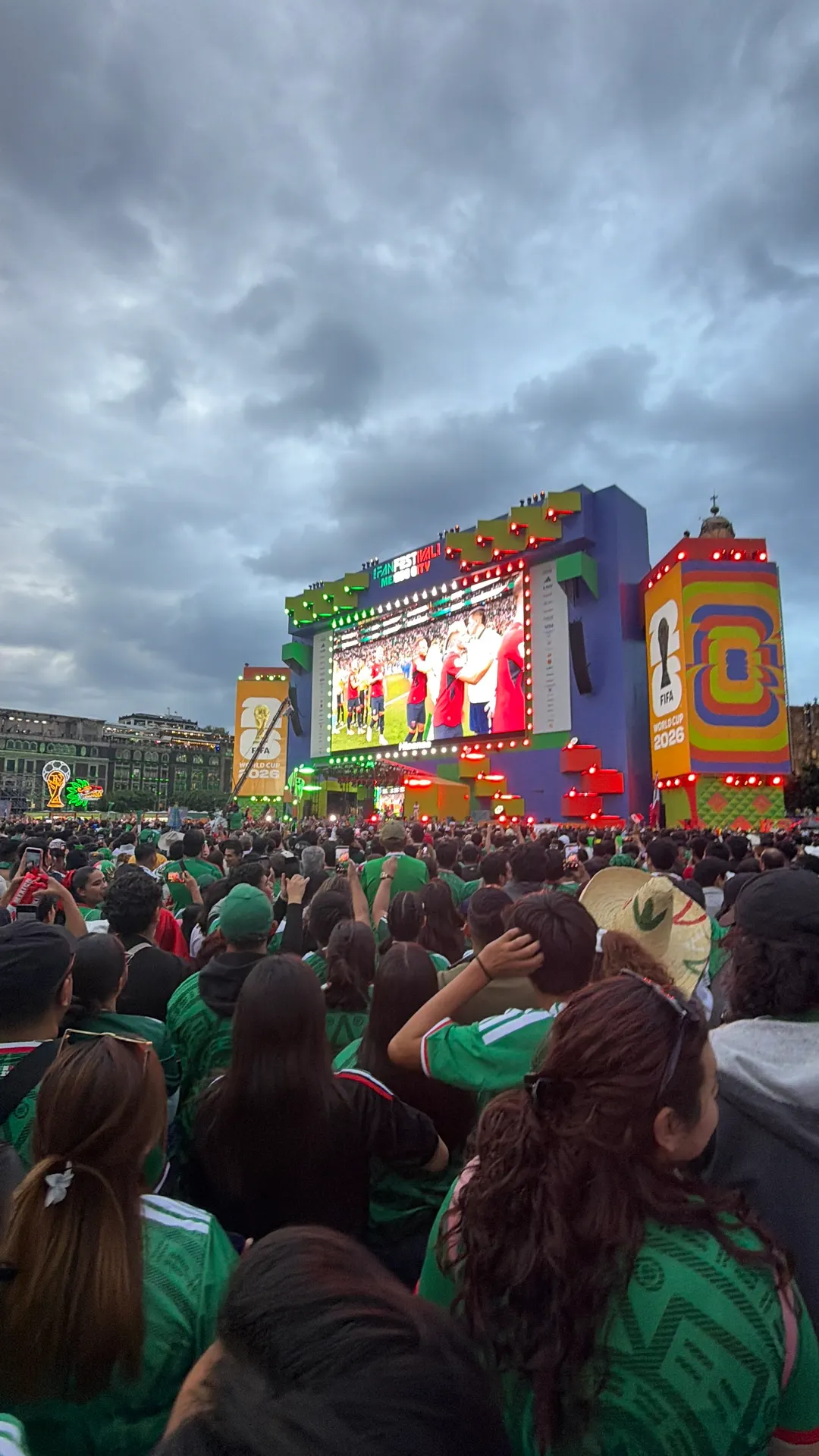 Vibe Living — community life in Condesa